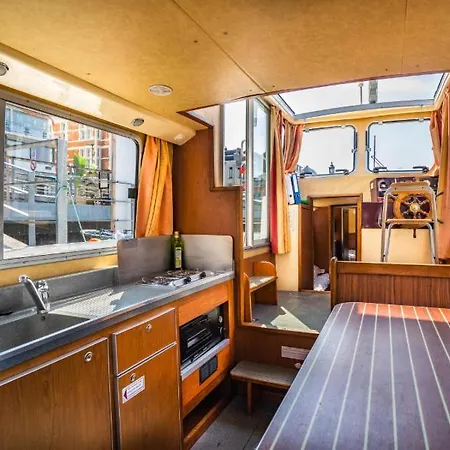 Botel Penichettes Evasion *